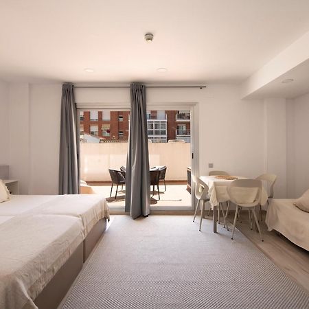 Aparthotel Centric Castelldefels Exterior foto